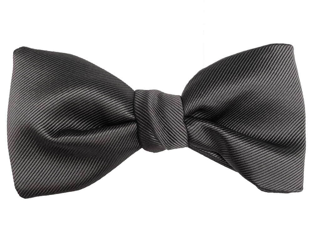 CHARCOAL HAND-KNOT BOW TIE