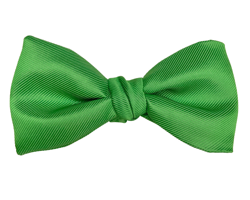 KELLY GREEN HAND-KNOT BOW TIE