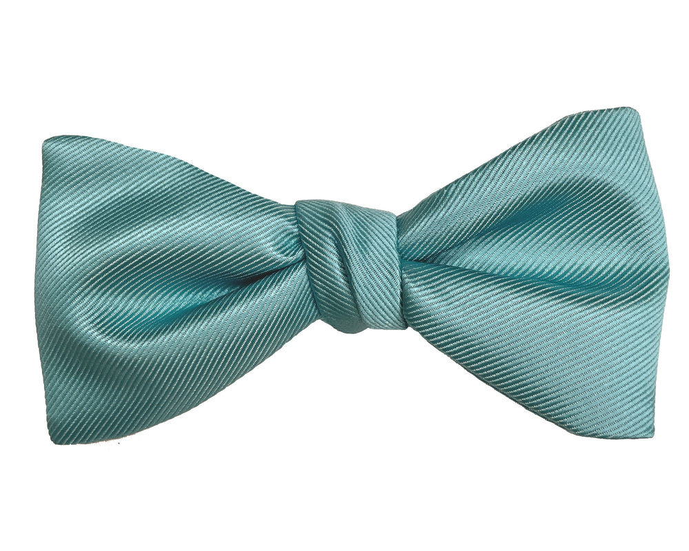 TURQUOISE HAND-KNOT BOW TIE